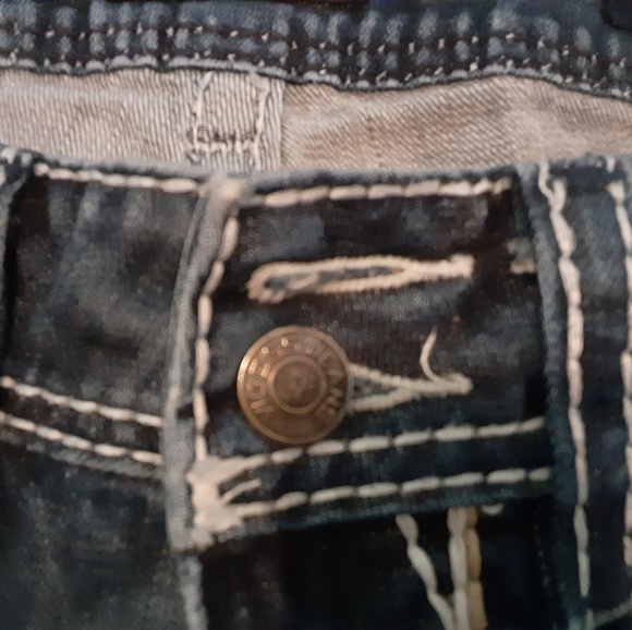 Jeans - Picture 3 of 3